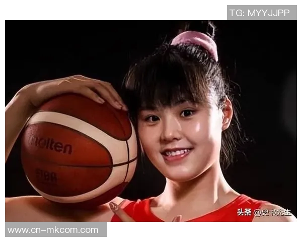 李月汝与风暴携手训练全力以赴官方发布球鞋特写引关注