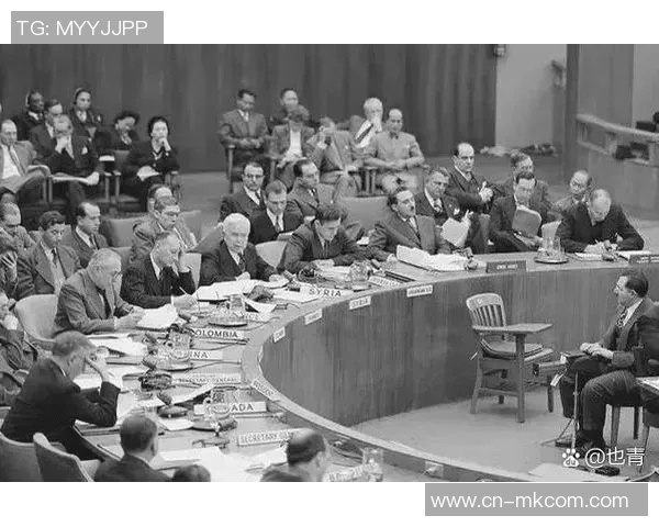 凯恩与温顿在第二次世界大战中的战略较量与历史影响分析