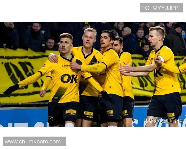 布莱克顿与中央海岸的激烈对决揭示足球魅力与团队精神的完美结合